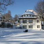 Am Park 3*